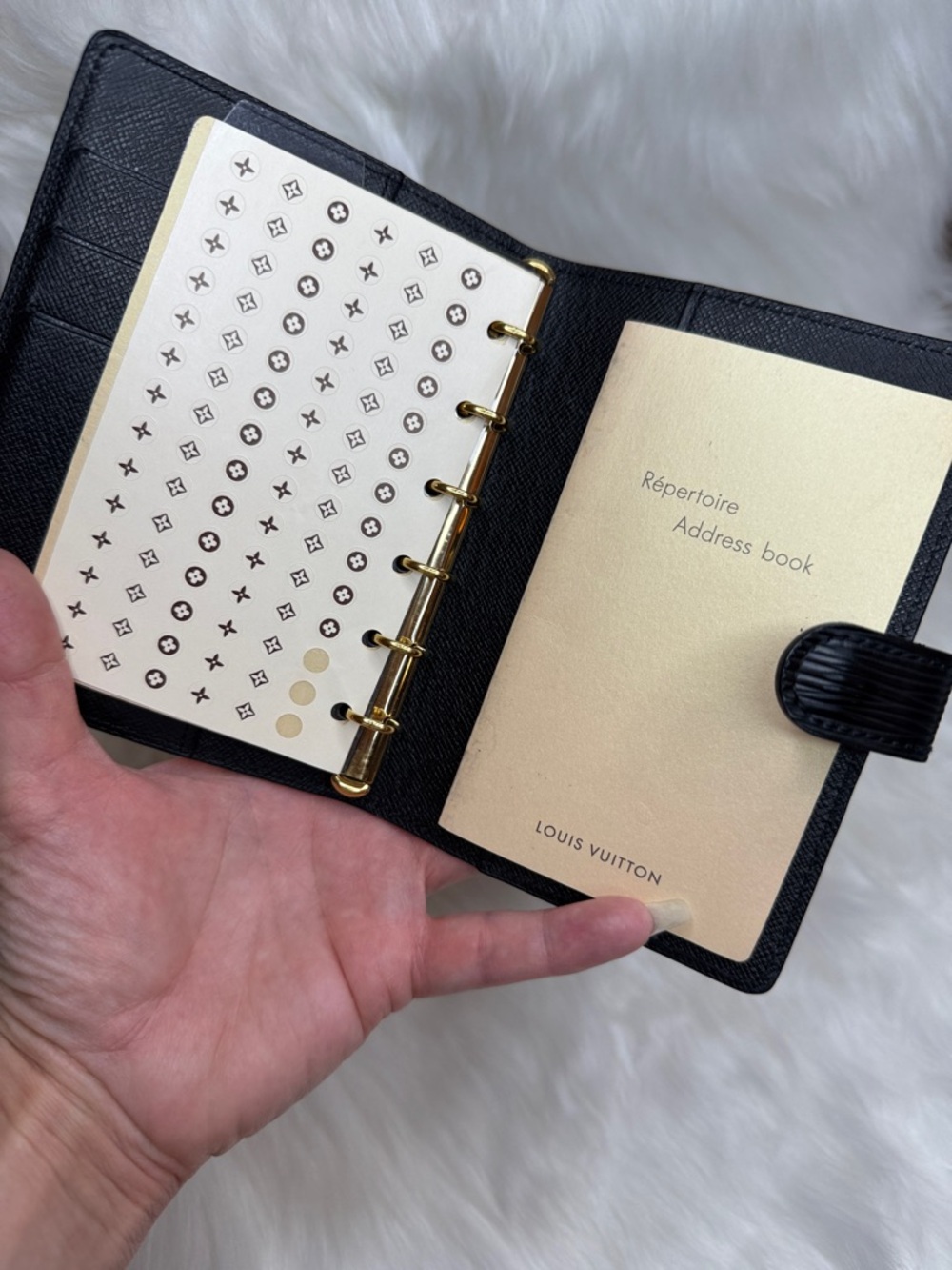 Louis Vuitton Black Epi Leather Small Agenda Cover - Picture 7 of 10